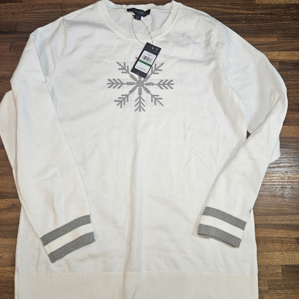 Tommy Hilfiger White Sweater with Gray Snowflake